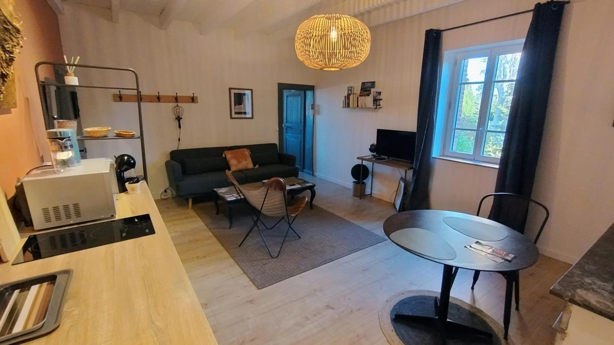 16 Bis-Gite-Hotel-Appartement Marssac-sur-Tarn Exterior photo